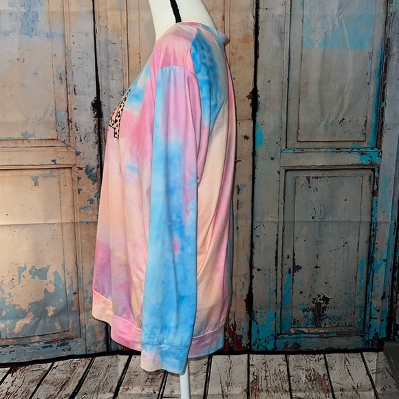 *SOLD Boutique tie dye - mineral dye “MAMA” long sleeved thin sweatshirt sz M - Picture 3 of 7